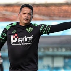 Técnico bicolor segue invicto desde que assumiu o time - Foto: Matheus Vieira/PSC
