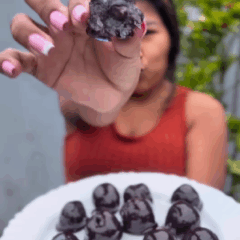 Após o sucesso do "Morango do Amor" nas redes sociais, os paraenses colocaram a criatividade em prática e criaram suas próprias versões.