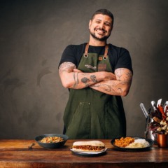 Entre os sabores que mais marcaram Raul na capital paraense estão os peixes amazônicos, o queijo do Marajó, o tacacá e a maniçoba. Mas Belém o conquistou também por outros motivos.