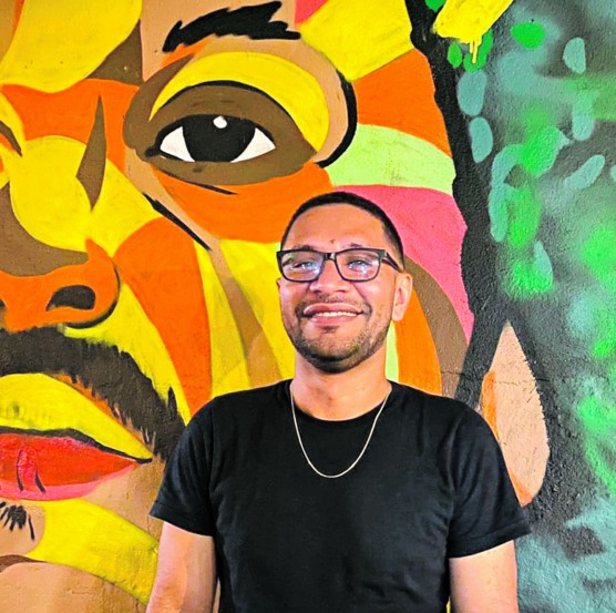 Pesquisa feita por antropólogo paraense mostra como é a relação entre as pessoas transgênero e travestis e o olhar da cidade em relação a elas no cotidiano e quanto isso impacta o ambiente de “normalidade”

Gleidson Gomes FOTO: divulgação