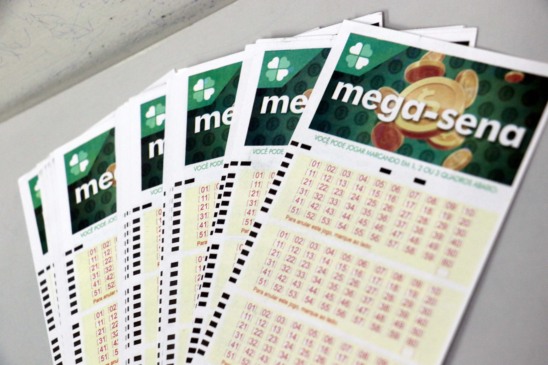 A Caixa Econômica Federal realizou na noite desta quinta-feira (3), em São Paulo, o aguardado sorteio do concurso 2.883 da Mega-Sena