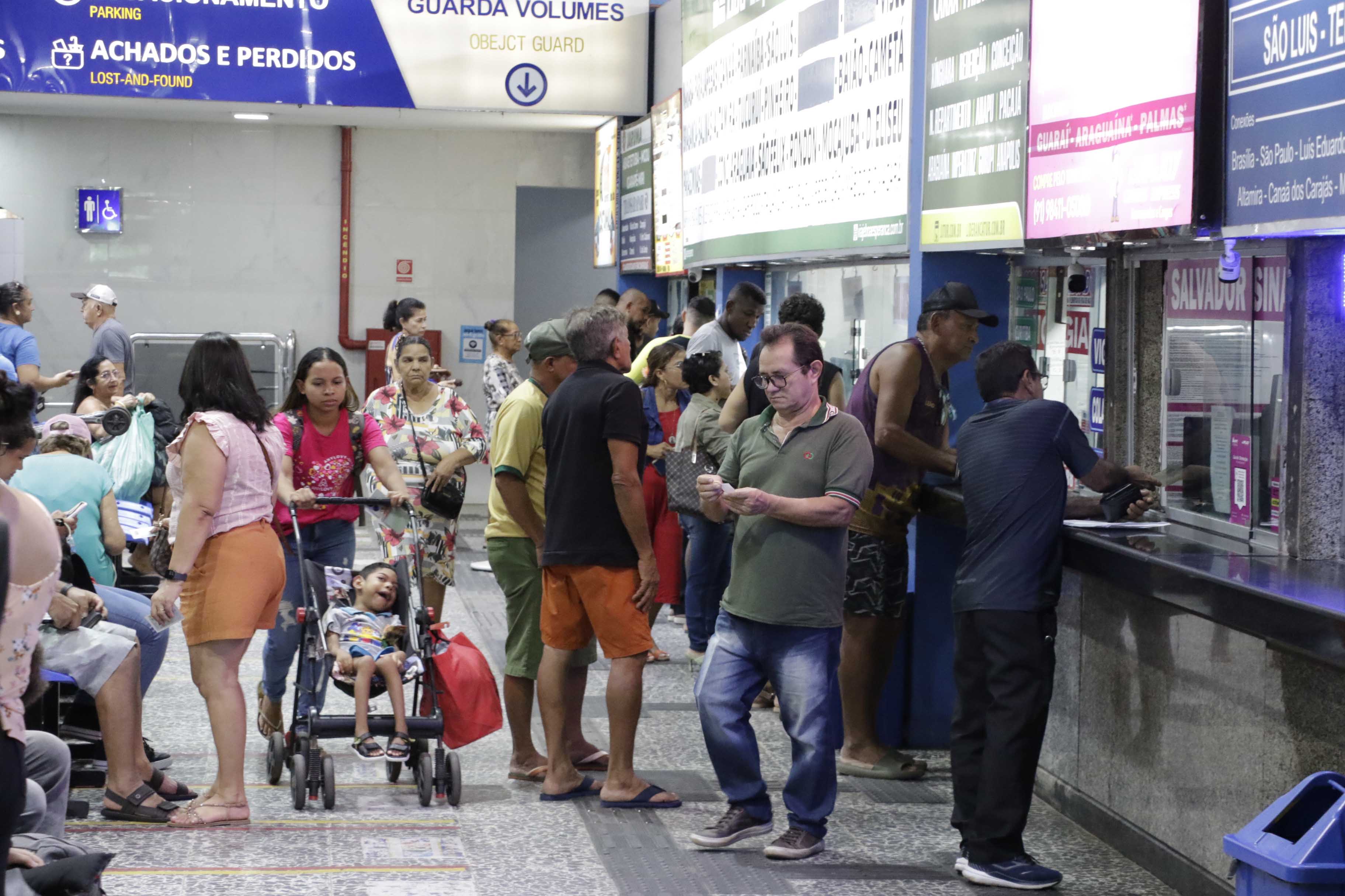 Belém embarca no clima de verão e terminais registram movimento intenso neste segundo fim de semana de julho