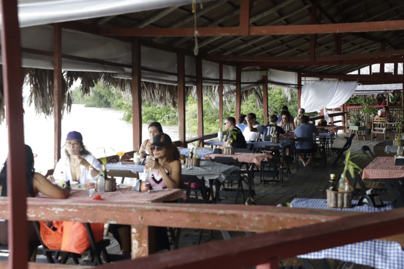 Ilha do Combu: refúgio amazônico a 15 minutos de Belém atrai famílias e turistas no verão
