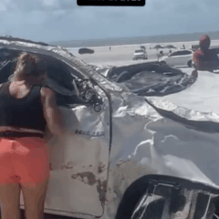 Alta temporada de atolados: Hilux vira “barco” em Salinas