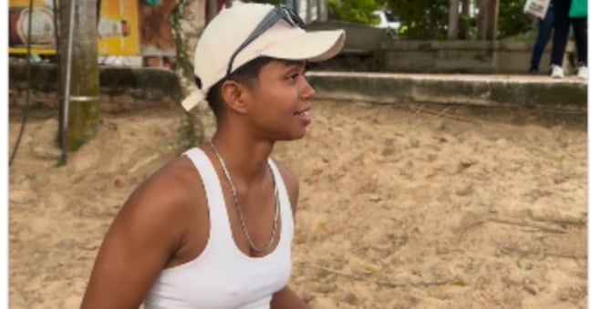 Carla Bianca está no terceiro vídeo de uma série onde ela mostra opções de lazer em balneários próximos da capital paraense.