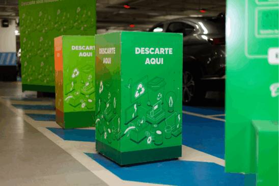 Resíduos viram adubo, óleo vira detergente e lixo eletrônico ganha destino certo — tudo sem custo para o cliente.