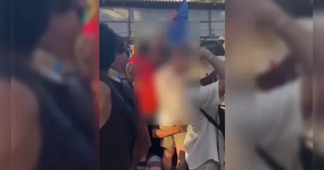 Registro feito em uma praça, no bairro da Campina, mostra movimentação que sugere prática de atos libidinosos.