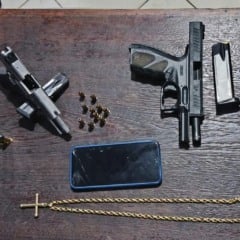 Após vários roubos praticados na cidade de Castanhal, região do nordeste paraense, a Polícia Militar prendeu uma dupla e apreendeu três armas de fogo, além de munições.