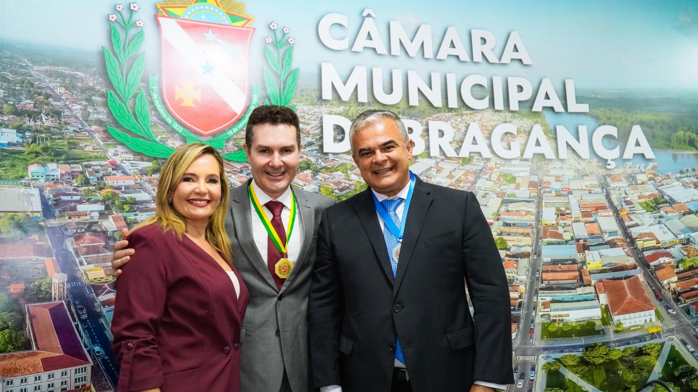 Durante o aniversário, a Câmara Municipal homenageou o ministro com o Título Honorífico de Honra ao Mérito Marcel André Braum Sarmento