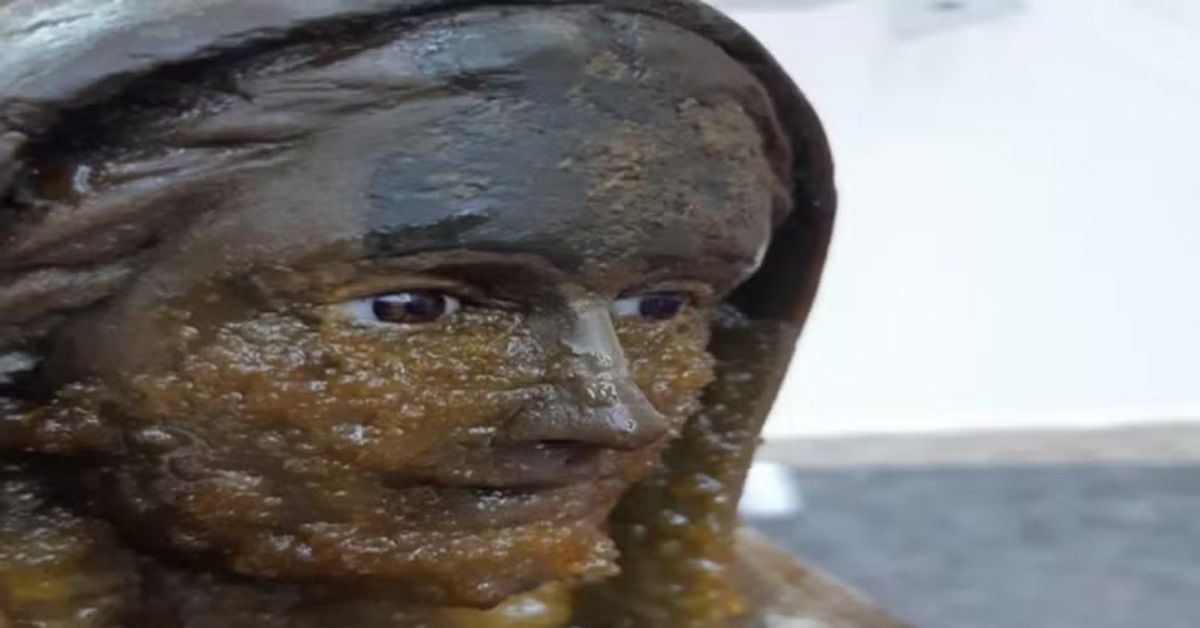 A Arquidiocese de São José do Rio Preto, no interior de São Paulo, formou neste mês uma comissão para investigar uma imagem de Nossa Senhora de Fátima que atrai devotos por supostamente expelir "lágrimas de mel".