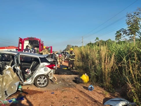 Uma grave tragédia foi registrada na manhã desta quarta-feira (23) na Rodovia Transamazônica (BR-230), no quilômetro 40, próximo à Vila Ub
