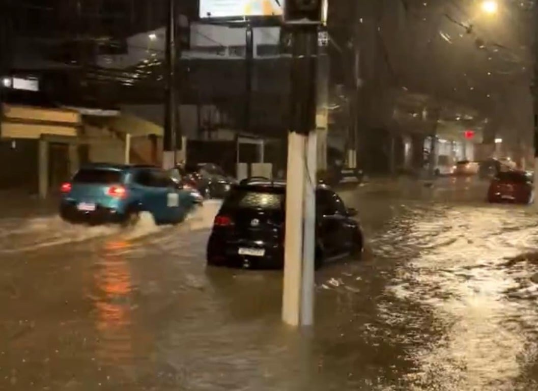 Prefeitura de Belém intensifica ações contra alagamentos após fortes chuvas