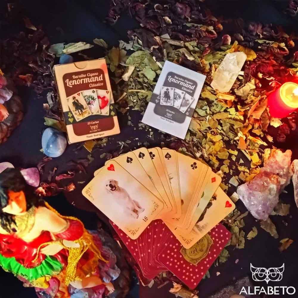 Agosto será um mês marcado por transformações significativas para todos os signos do zodíaco, segundo as cartas do baralho cigano