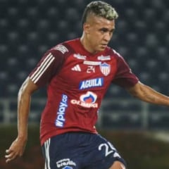 O colombiano Cantillo pode pintar no Baenão - Foto: Divulgação