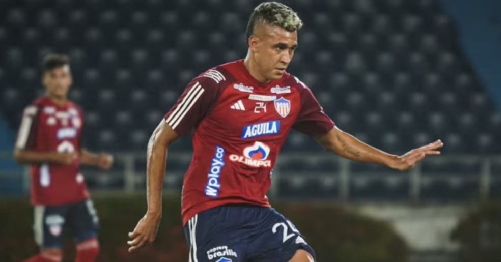 O colombiano Cantillo pode pintar no Baenão - Foto: Divulgação