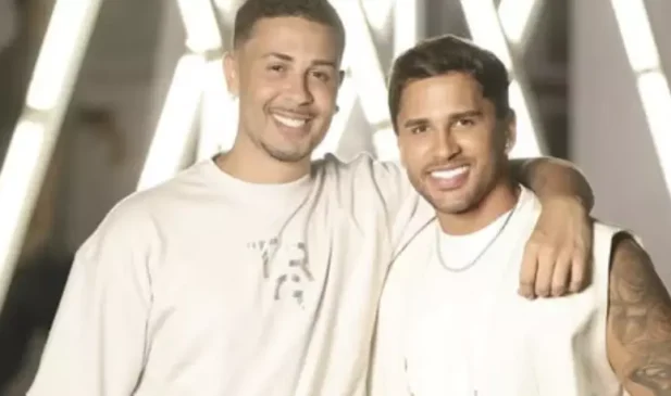 Carlinhos Maia e Lucas Guimarães anunciaram o fim do casamento neste sábado. Eles estavam juntos há 15 anos e passaram os últimos seis casados.