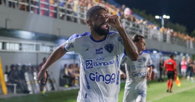Diogo Oliveira está fazendo a alegria da Fiel com seus gols - Foto: Jorge Luis Totti/PSC
