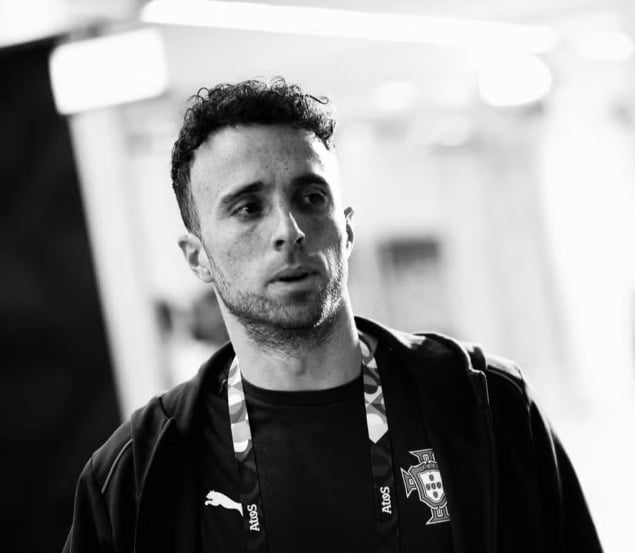 Diogo Jota em partida pelo Liverpool. — Foto: Reprodução

