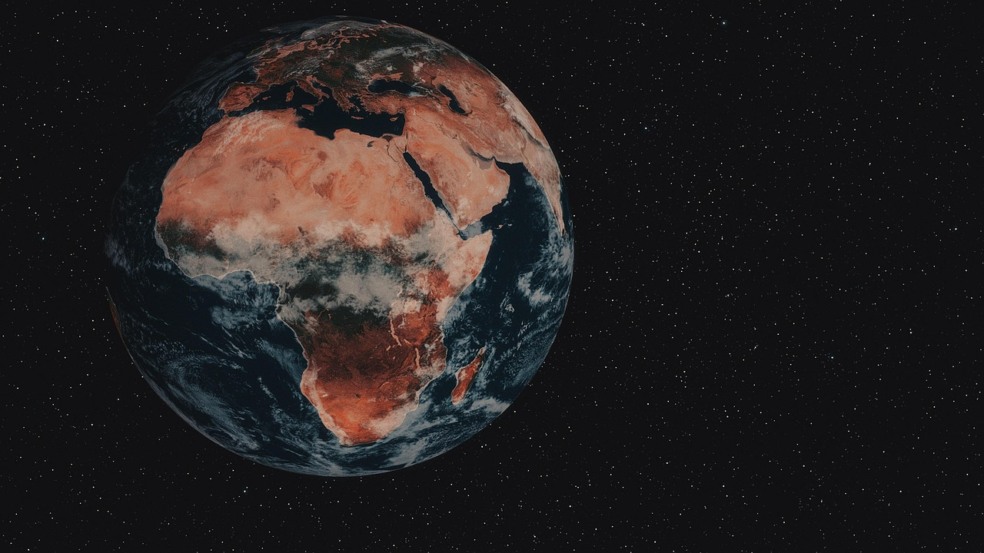 A Terra vai completar sua rotação mais rapidamente do que o habitual nesta terça-feira (22/7). O planeta concluirá um giro completo 1,34 milissegundo antes das 24 horas A Terra vai completar sua rotação mais rapidamente do que o habitual nesta terça-feira (22/7). O planeta concluirá um giro completo 1,34 milissegundo antes das 24 horas
