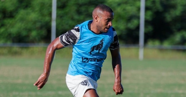 O jogador garante que o Papão vai lutar para manter a invencibilidade conquistada desde a chegada do novo treinador - Foto: Jorge Luis Totti/PSC