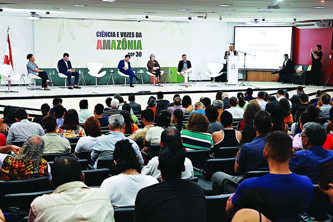 Evento reuniu pesquisadores, estudantes e ambientalistas no centro de Ciências Jurídicas da UFPA