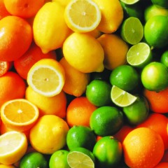 Nesse período de férias é preciso ficar atento ao manuseio de alguns frutos, principalmente no momento da exposição ao sol, com riscos de sensibilidade e manchas que são difíceis de serem retiradas