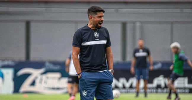 António Oliveira chiou bastante pelo calendário apertado e diz que o Remo é prejudicado - Foto: Samara Miranda/Remo