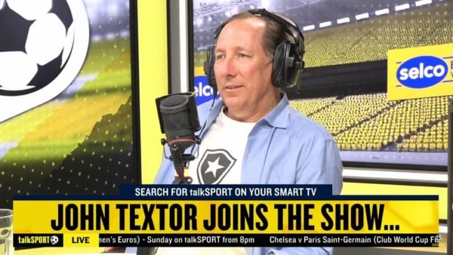 John Textor falou pela primeira vez sobre a demissão do técnico Renato Paiva do comando do Botafogo.