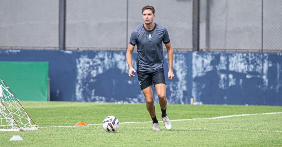 Luan Martins, autor do gol azulino na rodada passada, está suspenso e não joga contra o Novorizontino - Foto: Samara Miranda/Remo