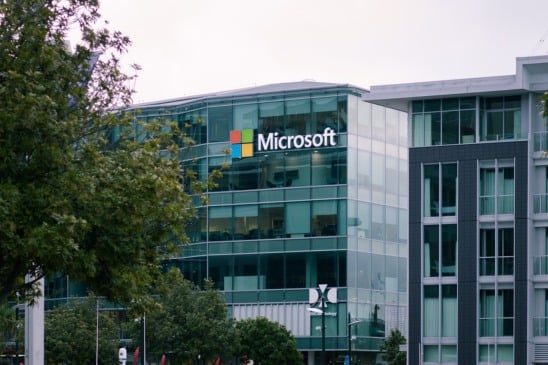 A Microsoft informou nesta quarta-feira (2) que demitirá 4% de seus funcionários em todo o mundo, cerca de 9.000 pessoas