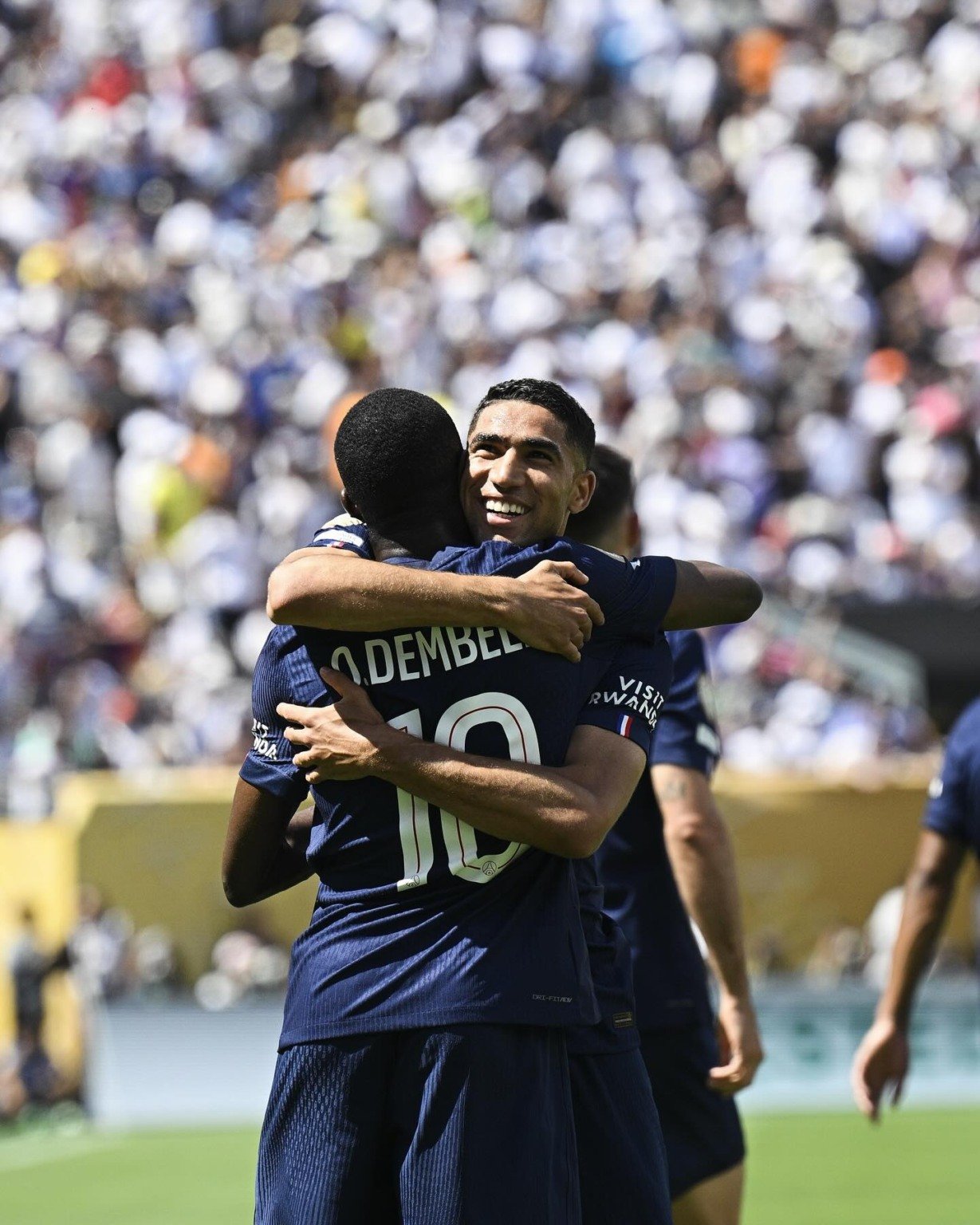 Na disputa entre o atual campeão da Europa e o maior vencedor do continente, ficou claro que, na versão 2025, o Paris Saint-Germain é superior. Na disputa entre o atual campeão da Europa e o maior vencedor do continente, ficou claro que, na versão 2025, o Paris Saint-Germain é superior.