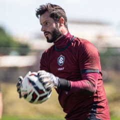 O goleiro, vira e mexe, é eleito o melhor da posição na Série B - Foto: Samara Miranda/Remo