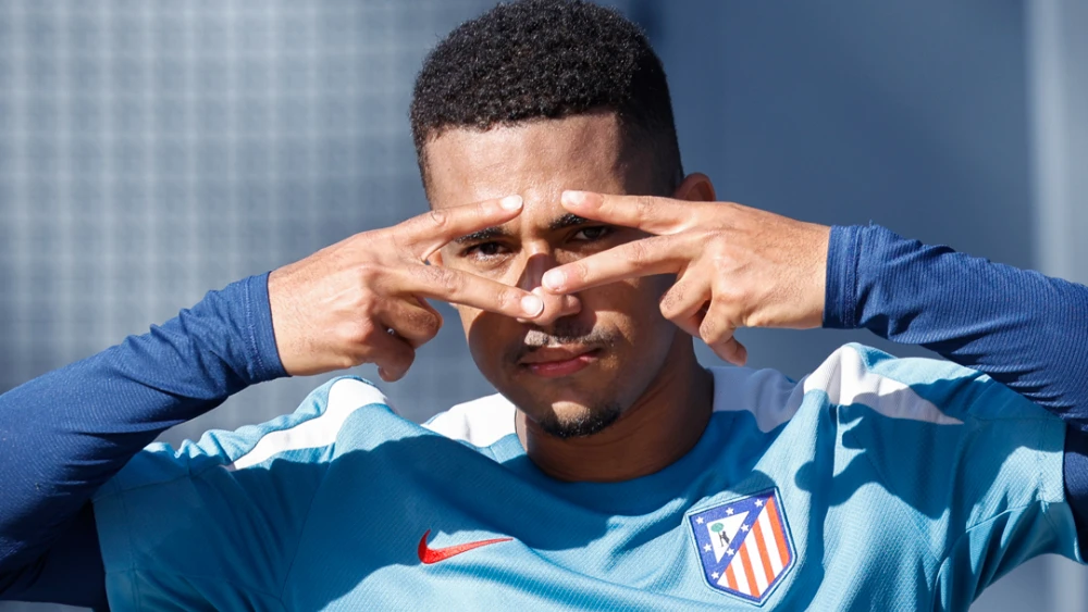 O Flamengo está se movimentando nos bastidores para contratar o atacante Samuel Lino, de 25 anos, atualmente no Atlético de Madrid, da Espanha.