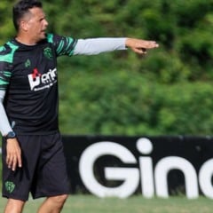 Claudinei Oliveira volta ao Couto Pereira para enfrentar Coritiba pelo Brasileirão