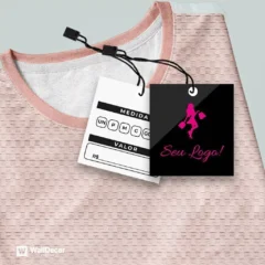 Descubra como os símbolos nas etiquetas das roupas ajudam na lavagem e conservação das peças. Aprenda a cuidar melhor do seu guarda-roupa!