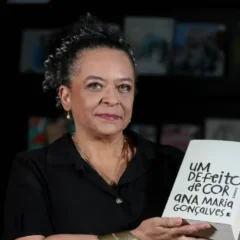 Ana Maria Gonçalves, autora do romance "Um Defeito de Cor", foi eleita na tarde desta quinta-feira para a vaga antes ocupada pelo linguista Evanildo Bechara.