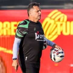 Claudinei Oliveira valorizou o empate devido às circunstâncias do jogo em Manaus - Foto: Jorge Luis Totti/PSC