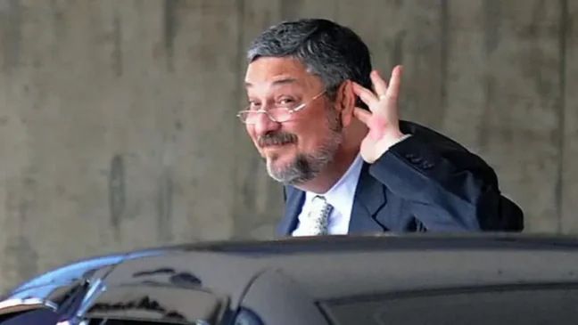 Com voto de Nunes Marques, Palocci vence batalha na Lava Jato