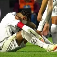 Neymar desabou após o massacre imposto ao Santos. Foto: Reprodução