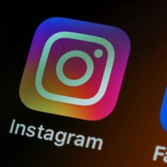 Se você notou recentemente um pequeno ícone de óculos em um Stories no Instagram, a explicação é mais simples do que parece