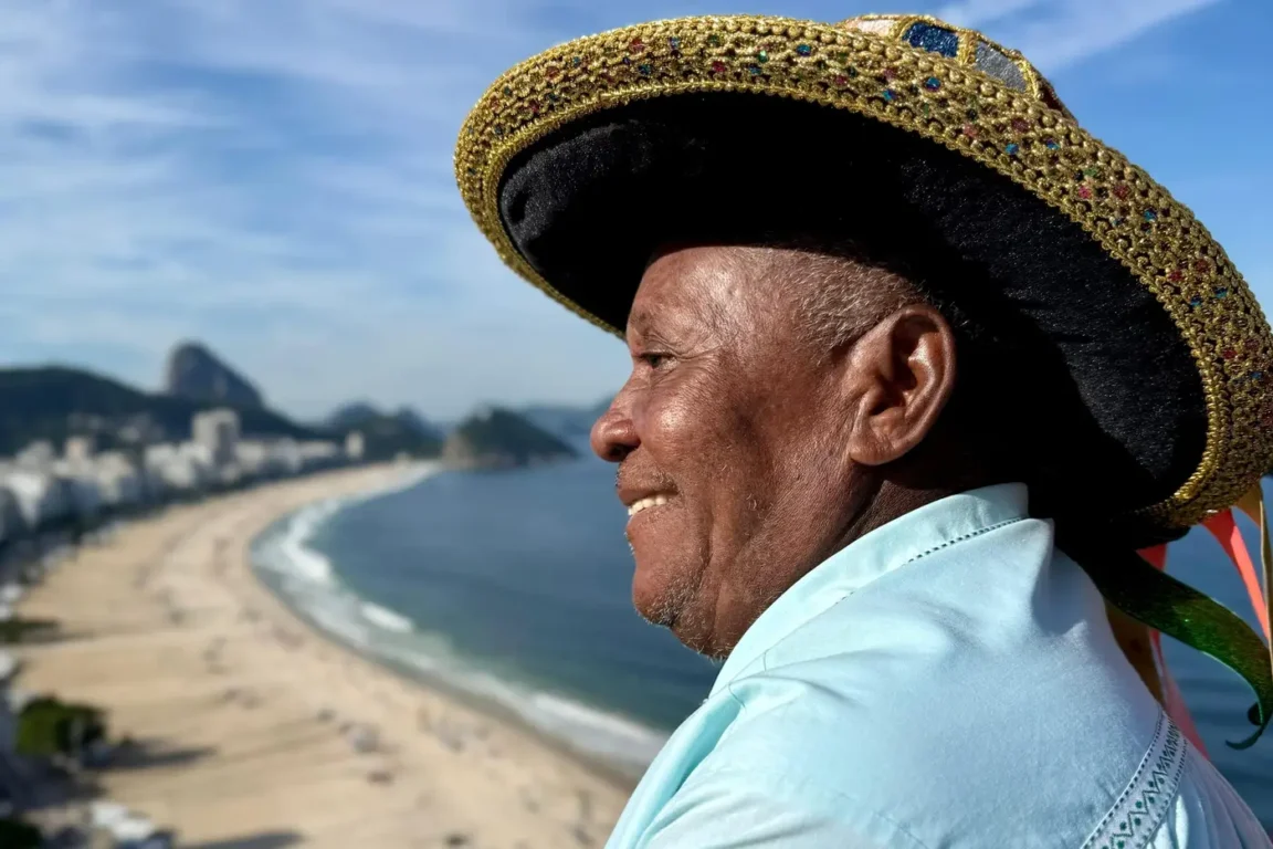Com mais de 400 composições autorais e seis álbuns gravados, Damasceno foi homenageado recentemente com a Ordem do Mérito Cultural, a maior honraria concedida pelo Ministério da Cultura. Com mais de 400 composições autorais e seis álbuns gravados, Damasceno foi homenageado recentemente com a Ordem do Mérito Cultural, a maior honraria concedida pelo Ministério da Cultura.