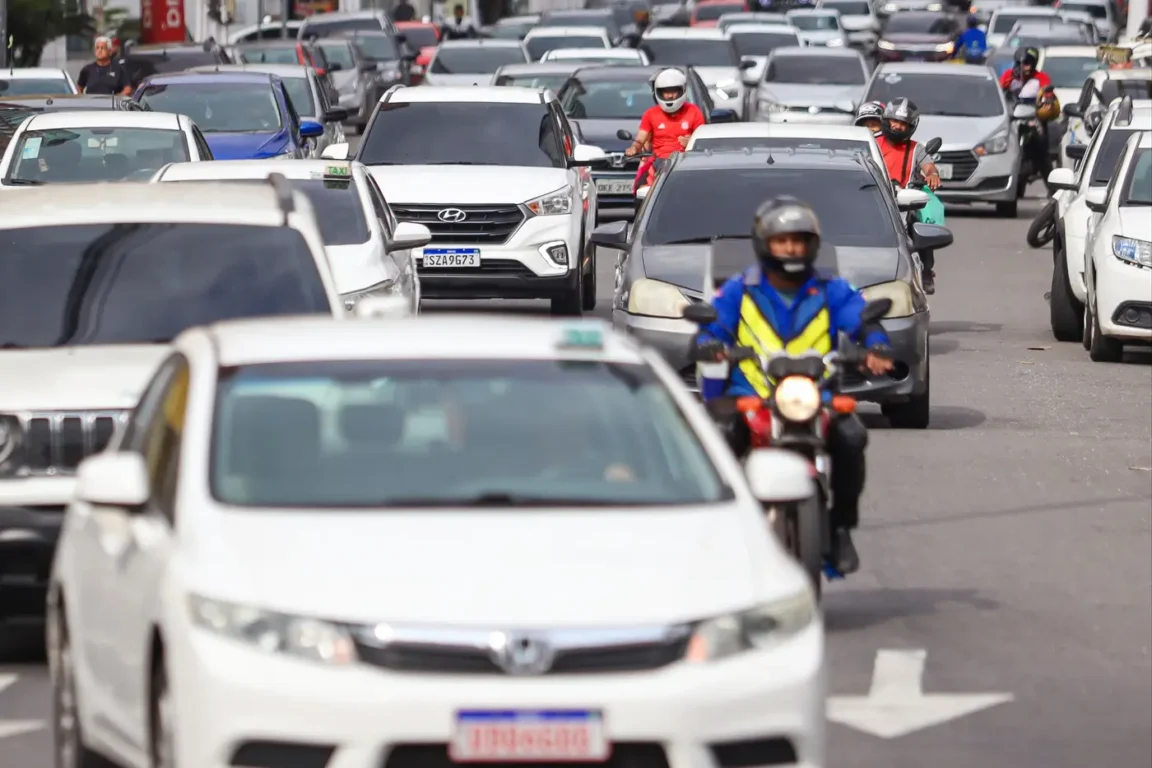Até o dia 18 de agosto descontos do IPVA para veículos com final de placas 79 a 99   