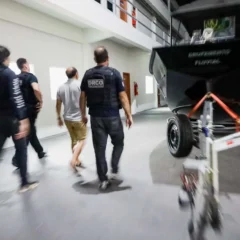 Acidente não comprometeu a estrutura e obra segue normalmente

