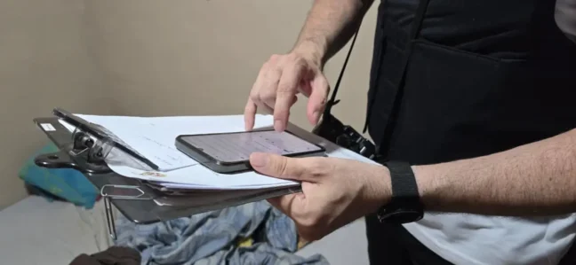 Denúncia da avó de um adolescente levou à identificação do suspeito que fazia pix e enviava presentes para adolescentes por conteúdo pornográfico