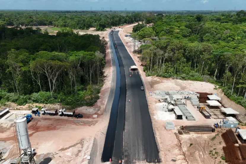 A nova via será uma ligação estratégica entre a Alça Viária e a Avenida Perimetral, próxima à UFPA, beneficiando diretamente Belém, Ananindeua e Marituba, além de facilitar o acesso ao sul do Estado, ao Porto de Vila do Conde e ao Baixo Tocantins