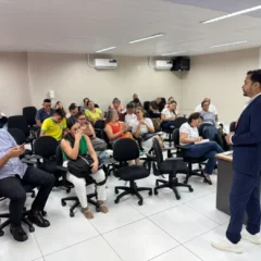 Aprenda a falar inglês e alemão de graça em Belém