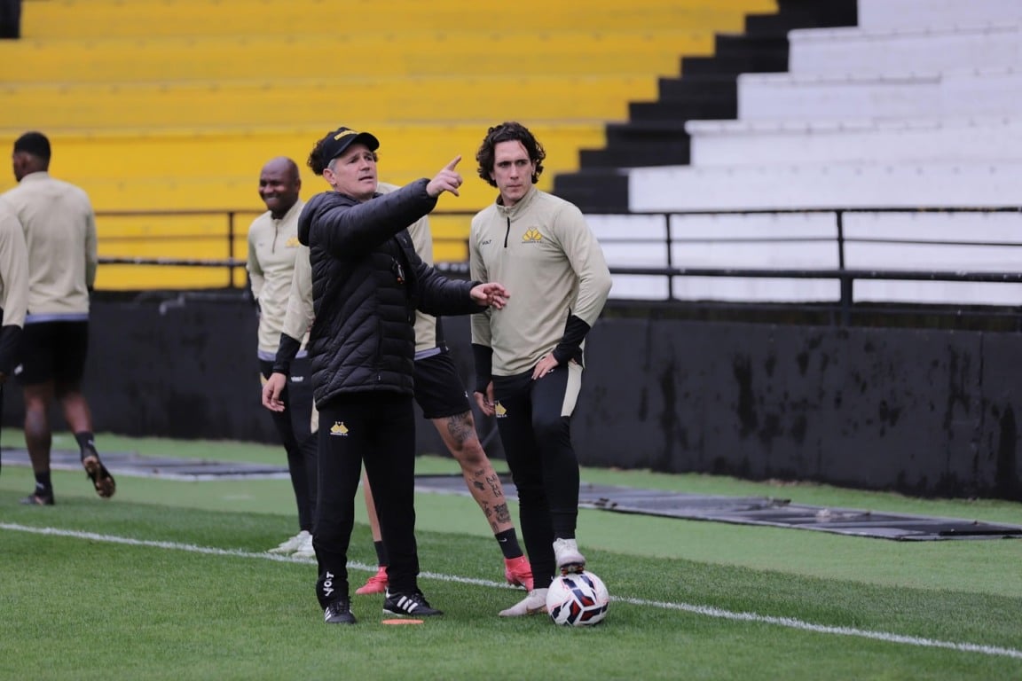 Criciúma recebe Athletico-PR em busca de aproximação ao G-4 da Série B