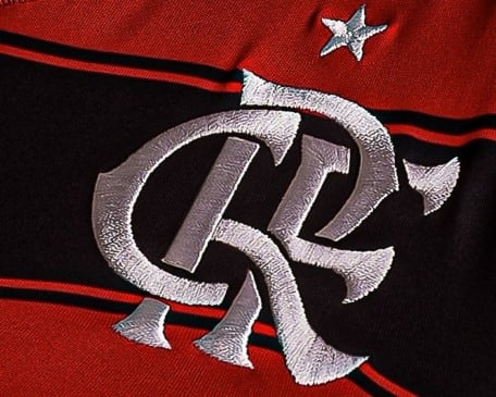 O Conselho Deliberativo do clube foi convocado para uma reunião nesta terça-feira (19) à noite. Nela o contrato será apresentado e colocado em votação.