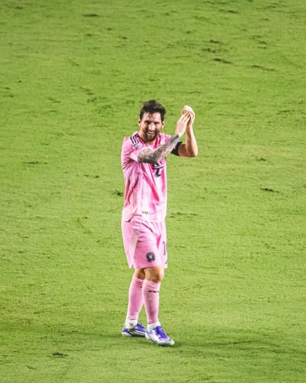 Lionel Messi mostrou mais uma vez por que é considerado um jogador capaz de mudar o rumo de qualquer partida.