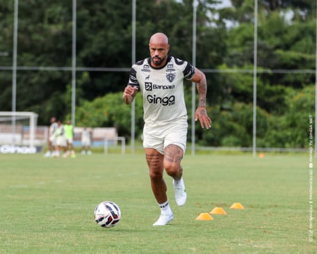 Jogador com currículo tão vitorioso é sempre um reforço importante. Foi com base nisso que o PSC trouxe Thiago Heleno para ser o general do elenco nesta Série B 2025